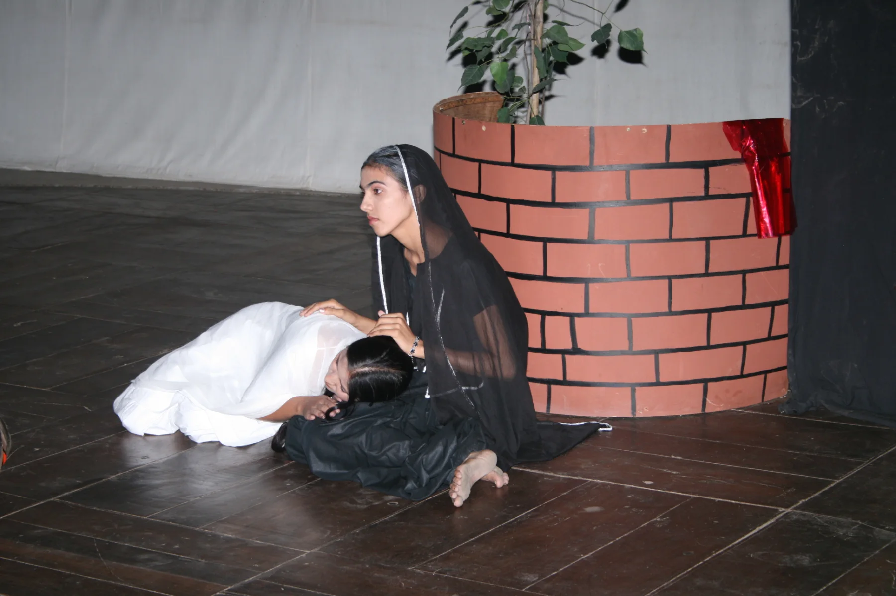 Young performers presenting Khooh Bolda Hai